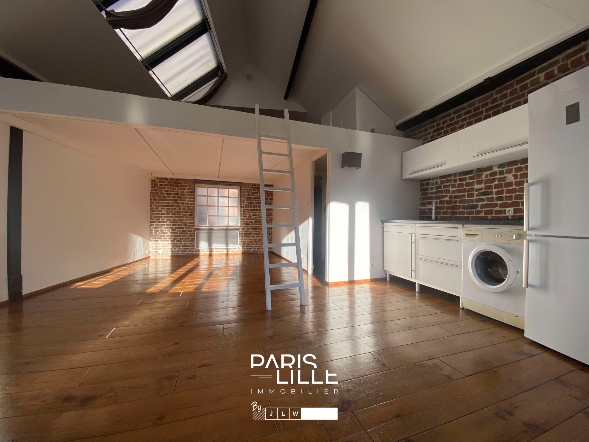 Joli type 1 bis 49m2 rue royale Photo 3 - Paris Lille Immobilier