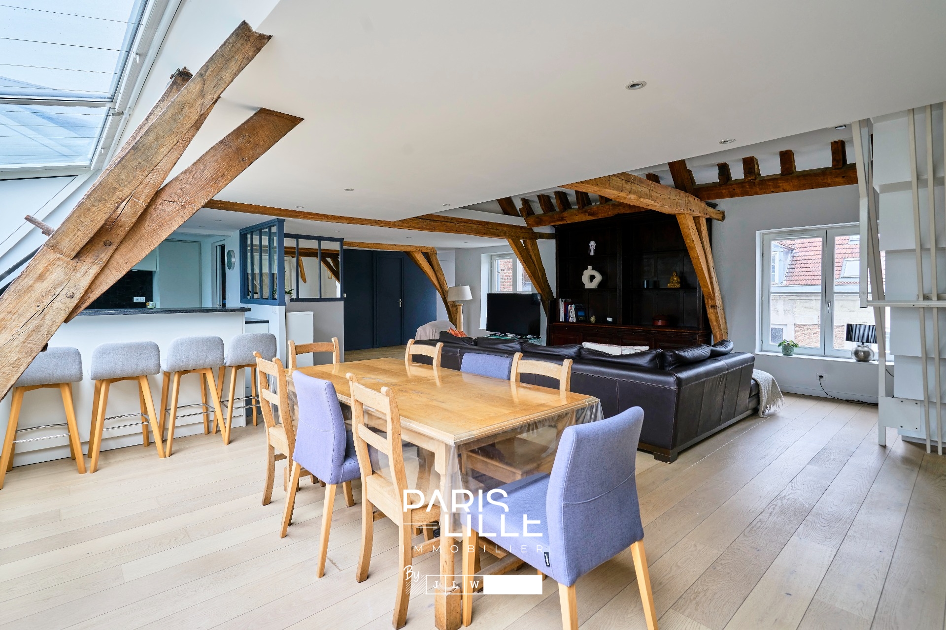 Appartement coup de coeur dans un ancien hotel particulier Photo 1 - Paris Lille Immobilier