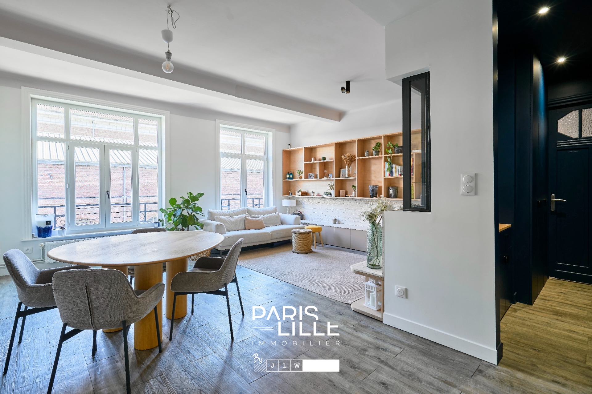 Appartement de charme renove deux chambres  Photo 3 - Paris Lille Immobilier