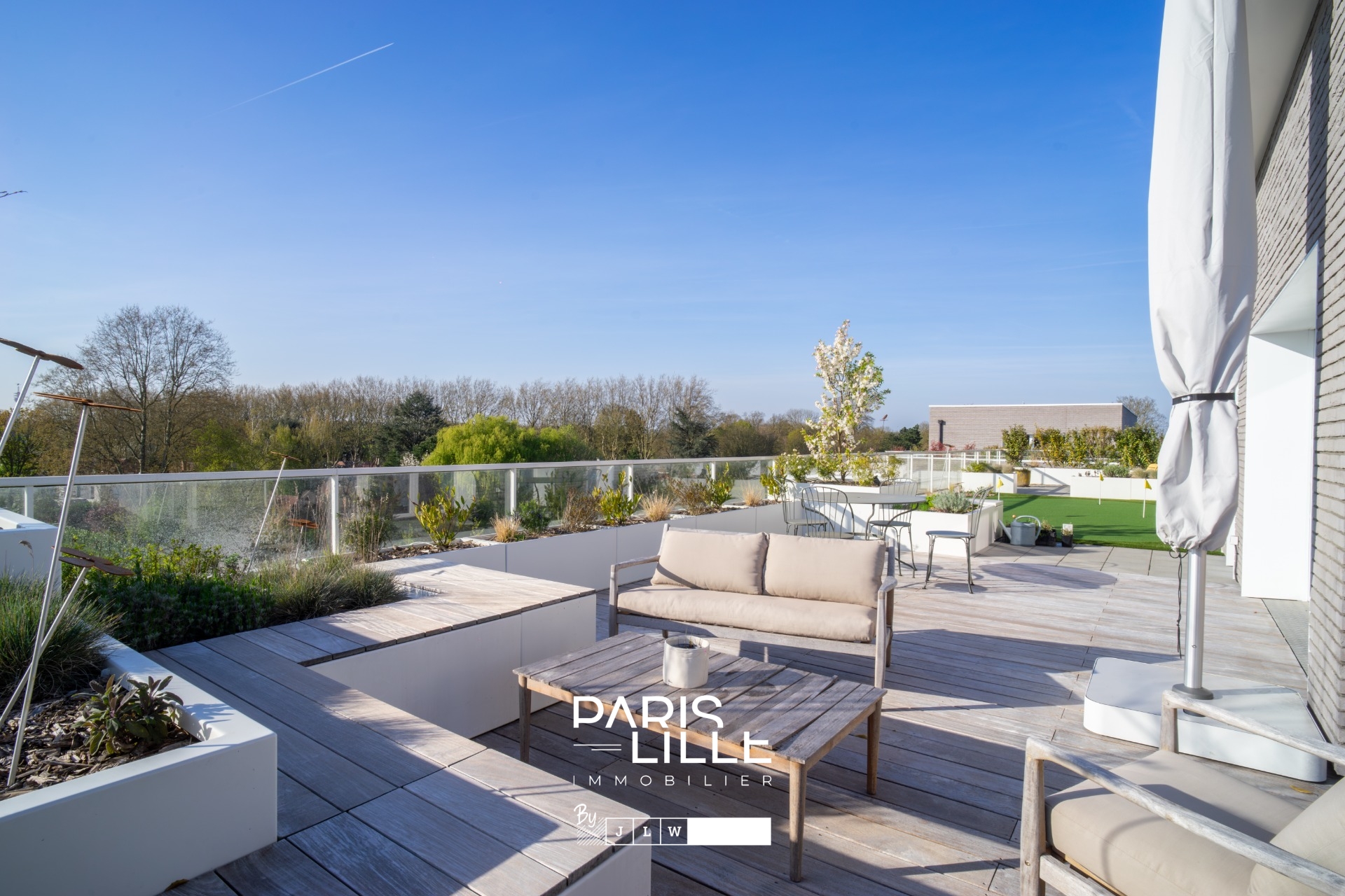 Penthouse domaine de montalembert Photo 1 - Paris Lille Immobilier