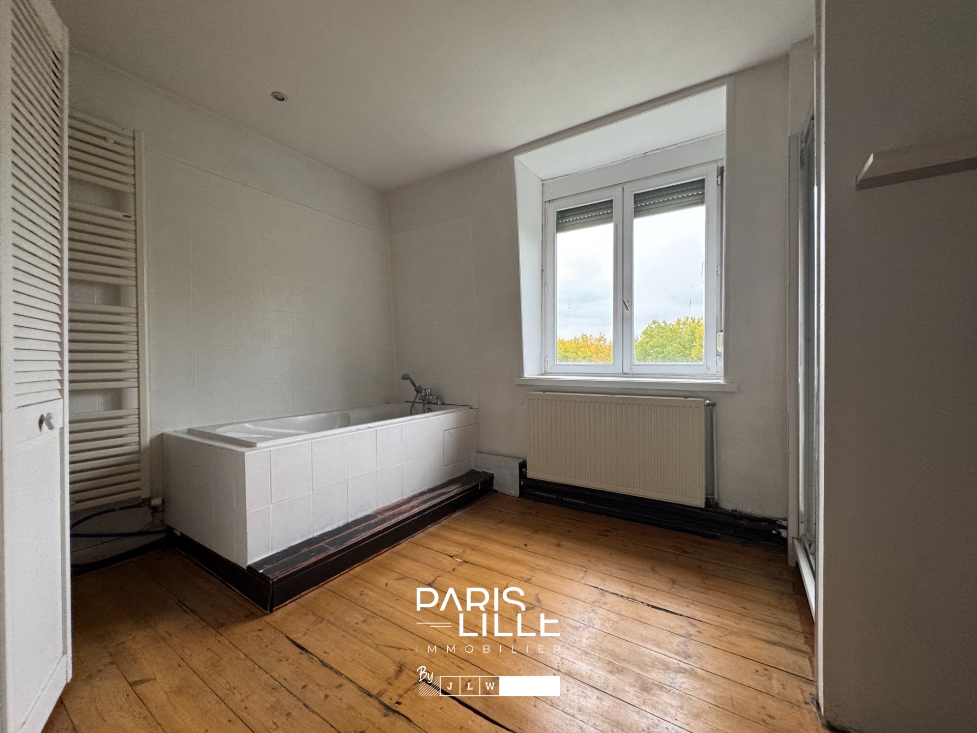 Maison de caractere avec jardin et double garage 12 pieces Photo 12 - Paris Lille Immobilier