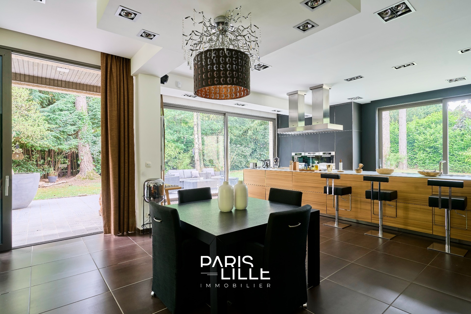 Rare villa d architecte sur plus de 2000 m2 Photo 6 - Paris Lille Immobilier Rare villa d architecte sur plus de 2000 m2 Photo 6 - Paris Lille Immobilier