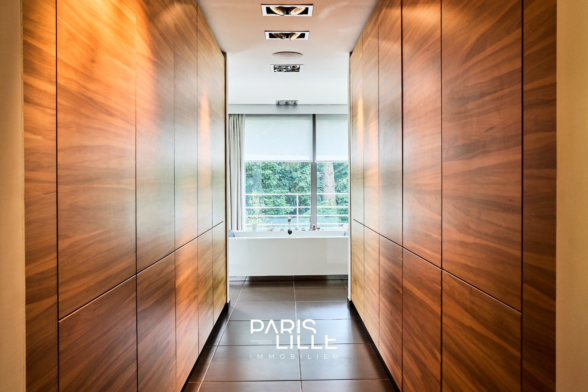 Rare villa d architecte sur plus de 2000 m2 Photo 14 - Paris Lille Immobilier Rare villa d architecte sur plus de 2000 m2 Photo 14 - Paris Lille Immobilier