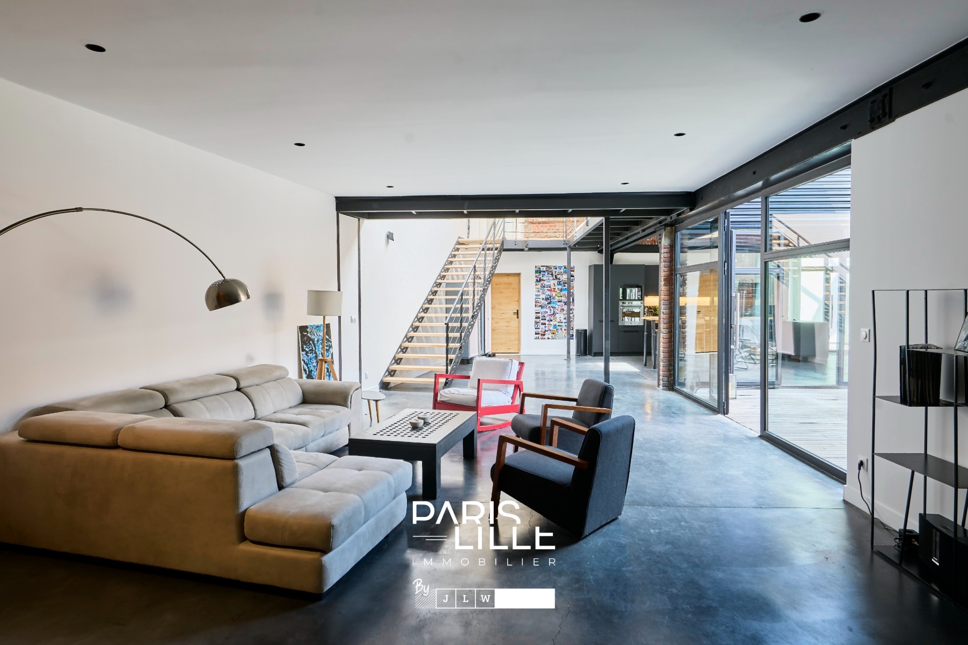 Loft d exception avec exterieur en clos prive Photo 3 - Paris Lille Immobilier