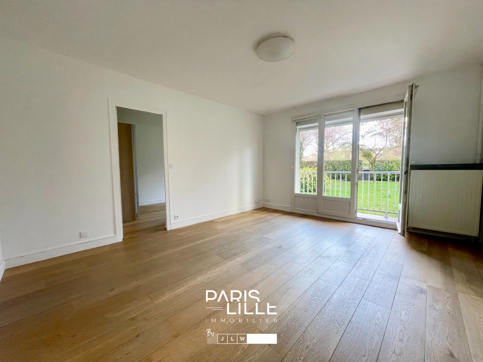 Lille  appartement de type 2 avec garage et balcon Photo 2 - Paris Lille Immobilier