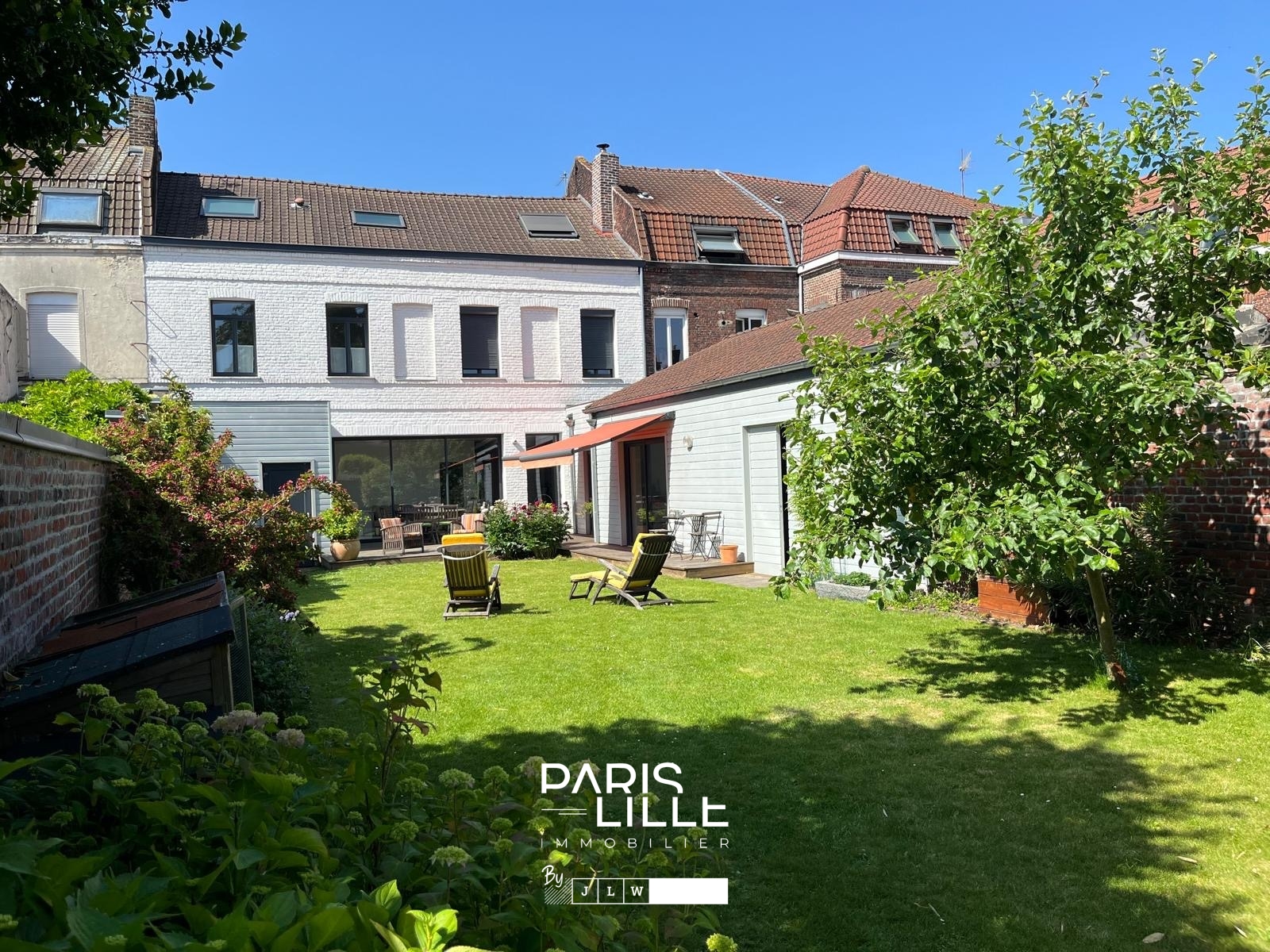 Belle maison familiale au coeur du bourg de marcq en baroeul Photo 1 - Paris Lille Immobilier Belle maison familiale au coeur du bourg de marcq en baroeul Photo 1 - Paris Lille Immobilier
