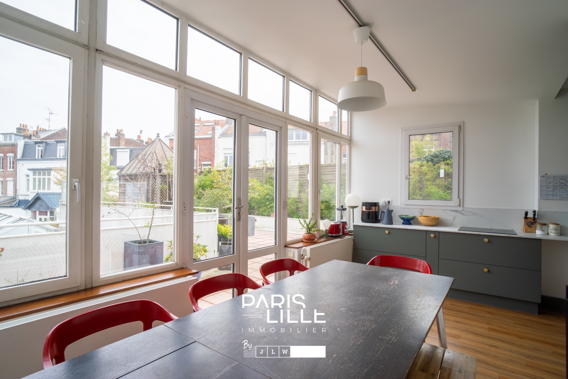 Republique saint michel maison familiale avec exterieur Photo 5 - Paris Lille Immobilier Republique saint michel maison familiale avec exterieur Photo 5 - Paris Lille Immobilier