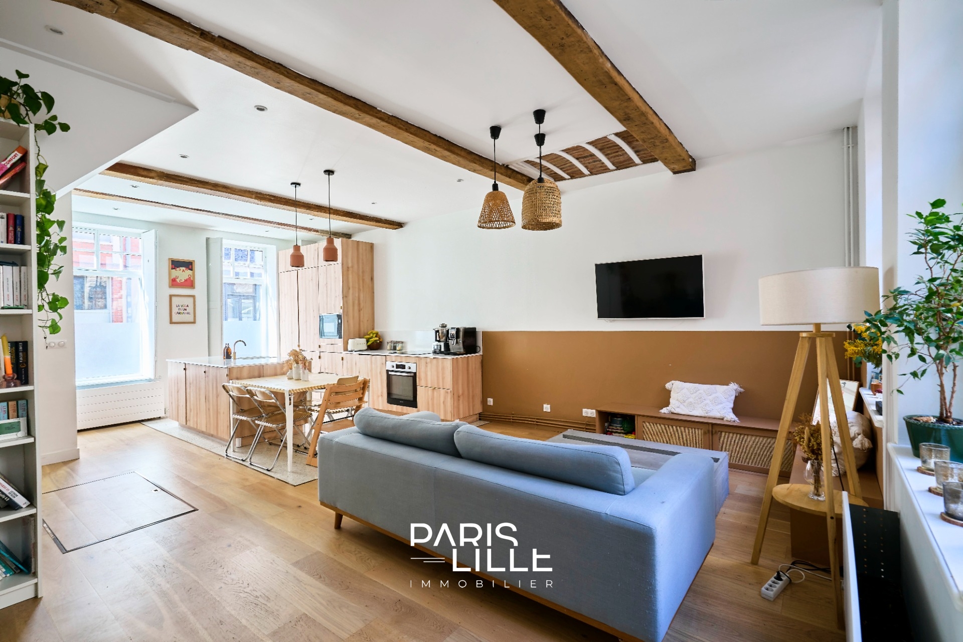 Appartement maison typique du vieux lille belle terrasse Photo 1 - Paris Lille Immobilier Appartement maison typique du vieux lille belle terrasse Photo 1 - Paris Lille Immobilier