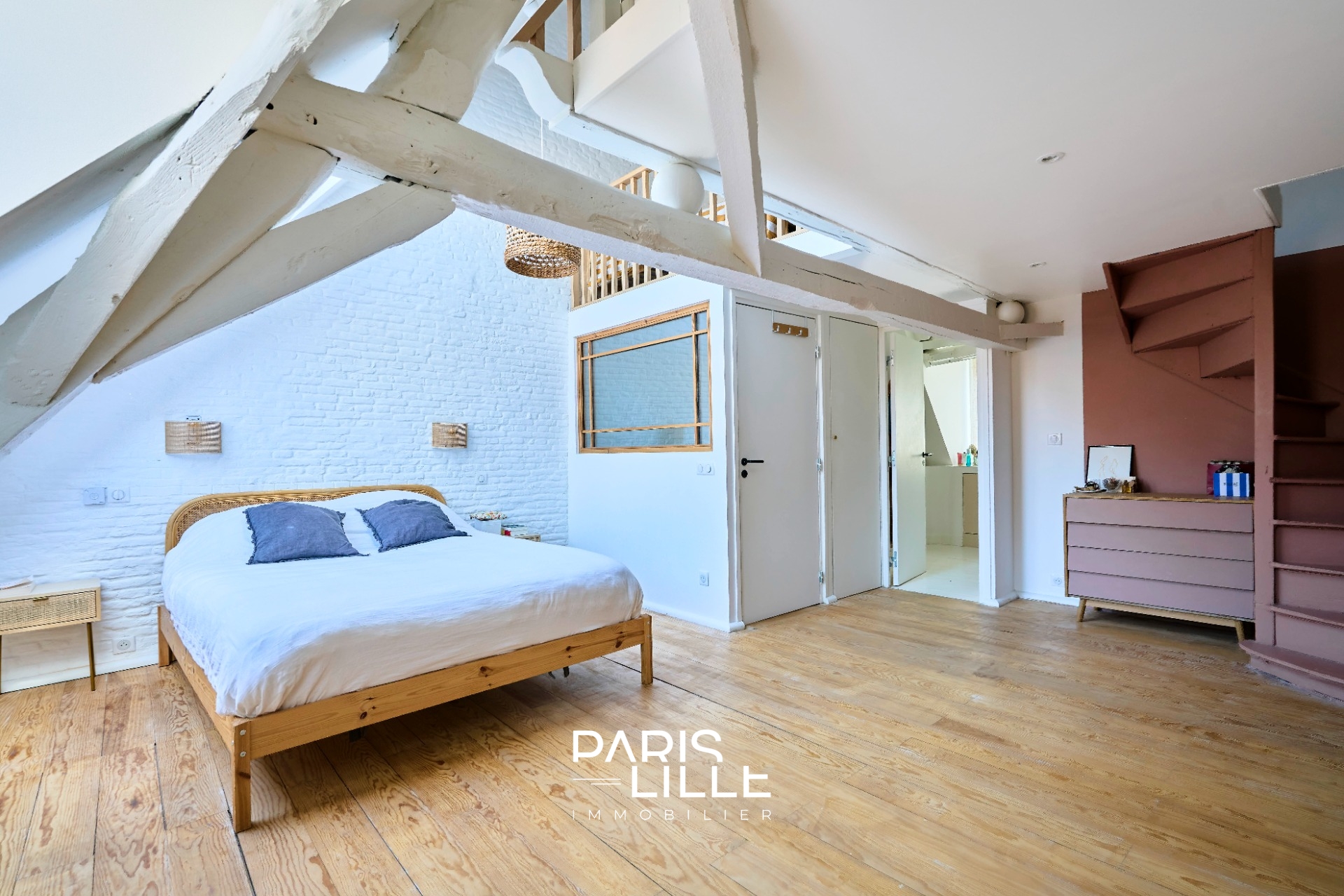 Appartement maison typique du vieux lille belle terrasse Photo 6 - Paris Lille Immobilier Appartement maison typique du vieux lille belle terrasse Photo 6 - Paris Lille Immobilier