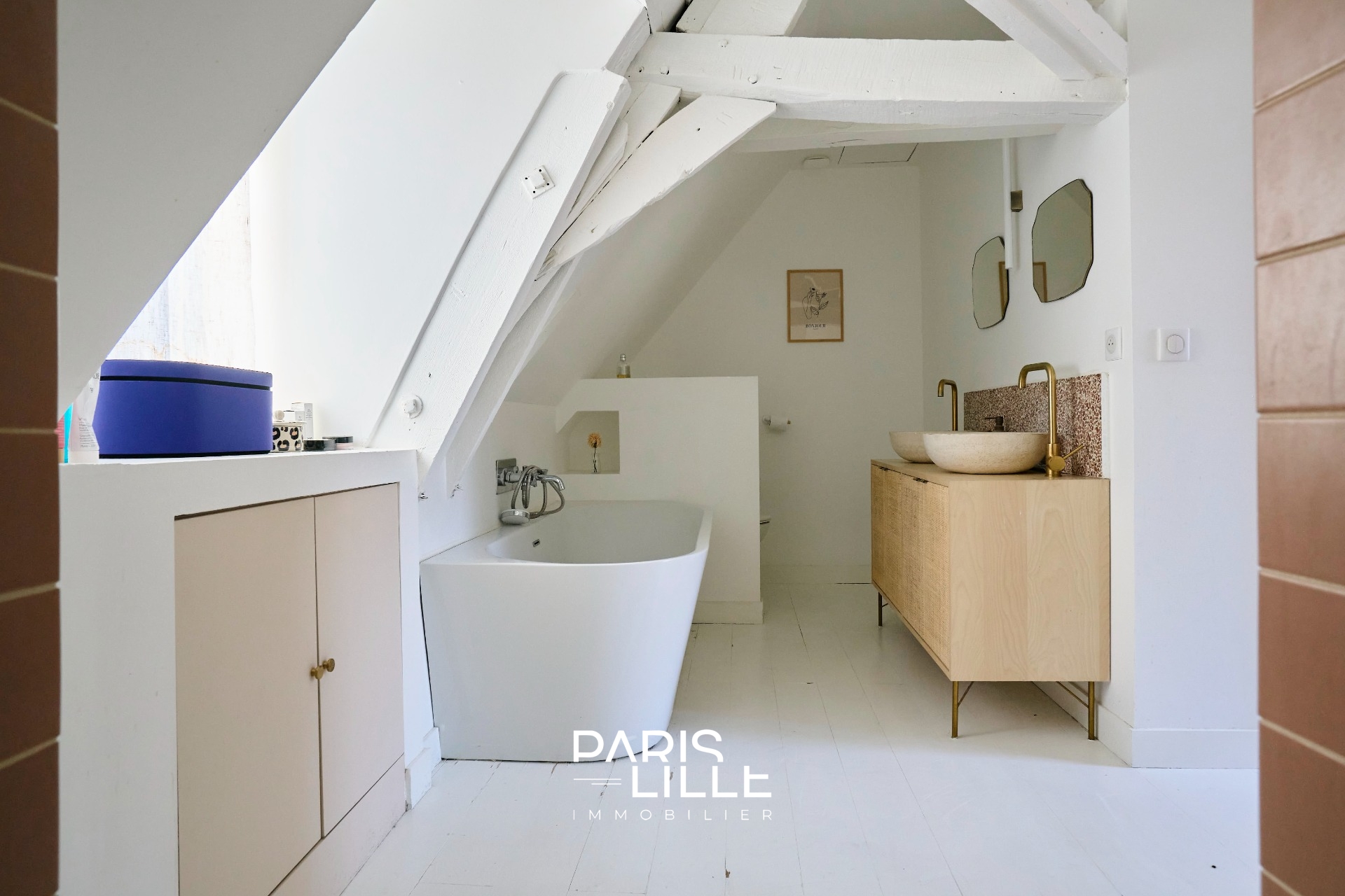 Appartement maison typique du vieux lille belle terrasse Photo 8 - Paris Lille Immobilier Appartement maison typique du vieux lille belle terrasse Photo 8 - Paris Lille Immobilier