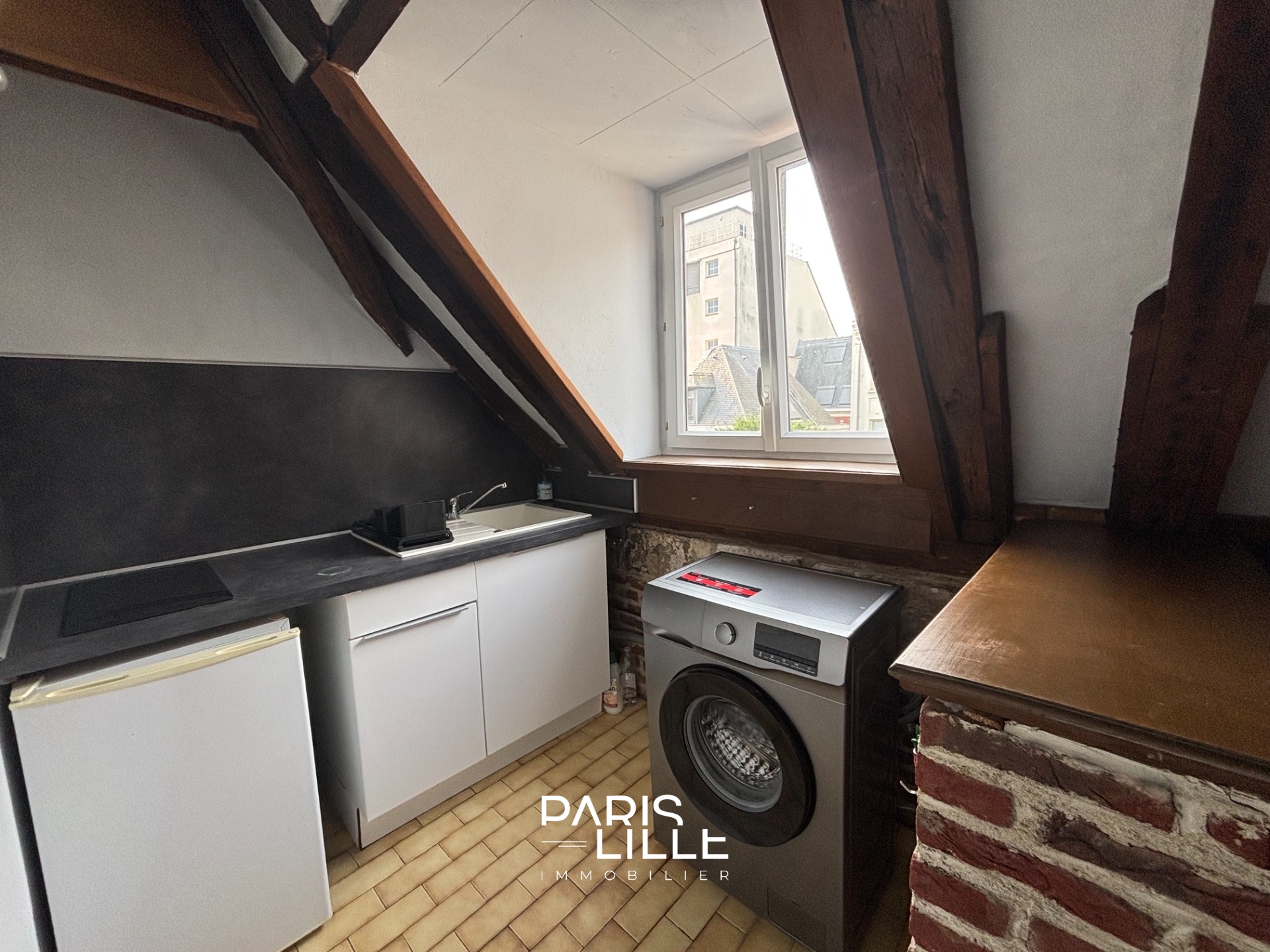 Hyper centre deux pas du vieux lille studio mezzanine Photo 6 - Paris Lille Immobilier Hyper centre deux pas du vieux lille studio mezzanine Photo 6 - Paris Lille Immobilier
