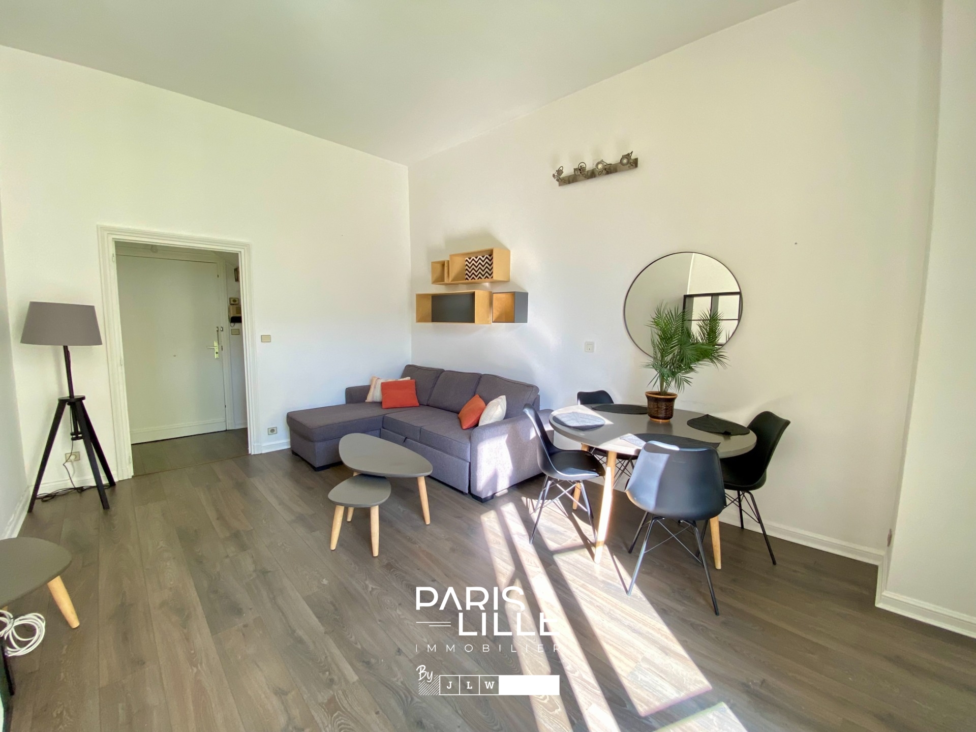 Appartement t1 bis d environ 40 m2 Photo 3 - Paris Lille Immobilier