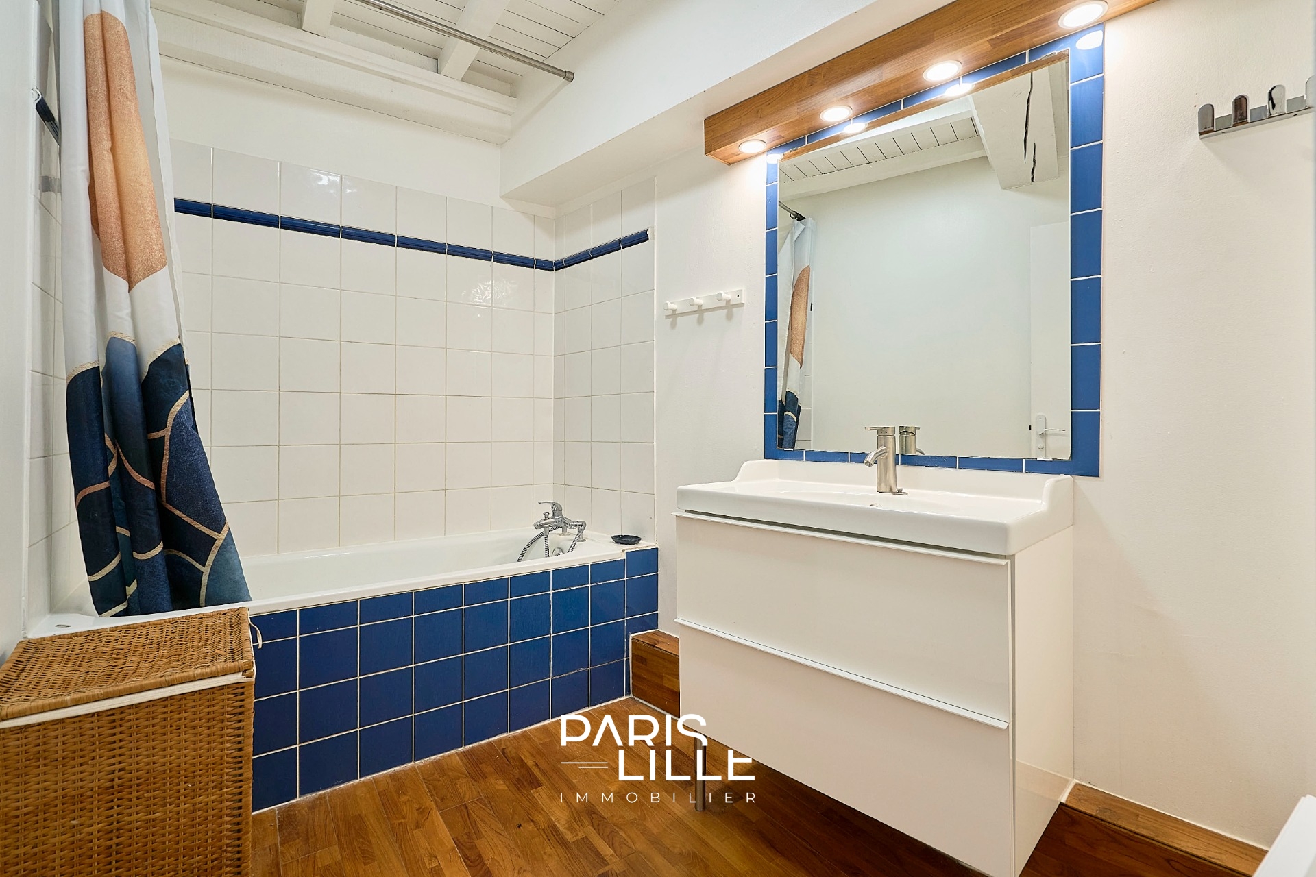 Duplex coup de coeur dernier etage deux chambres Photo 8 - Paris Lille Immobilier