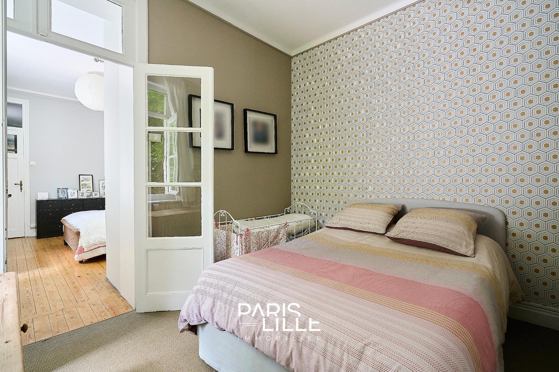 Superbe appartement 130 m2 quatre chambres et terrasse Photo 10 - Paris Lille Immobilier