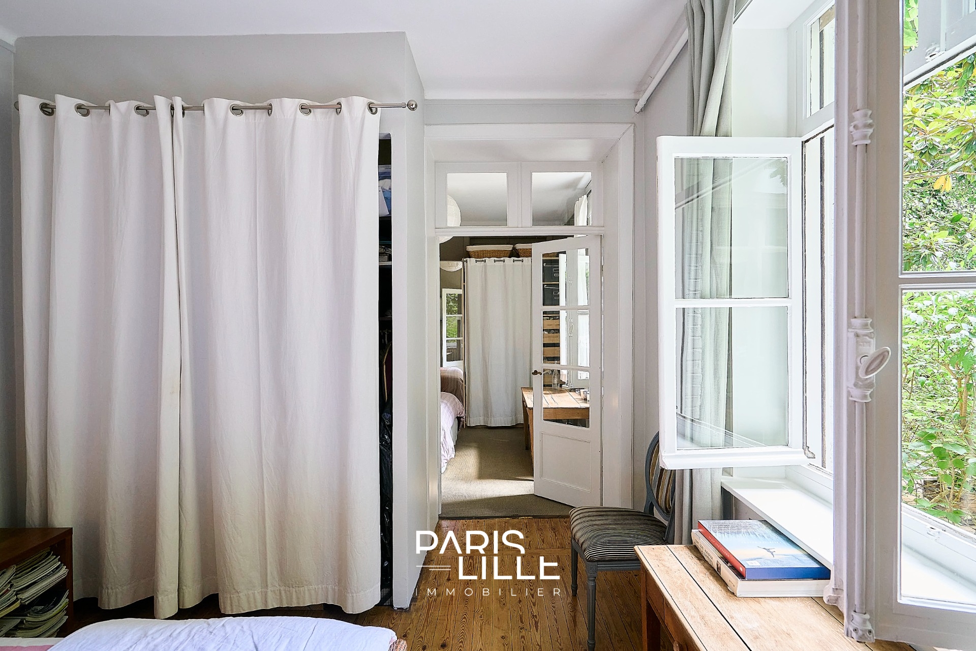 Superbe appartement 130 m2 quatre chambres et terrasse Photo 11 - Paris Lille Immobilier