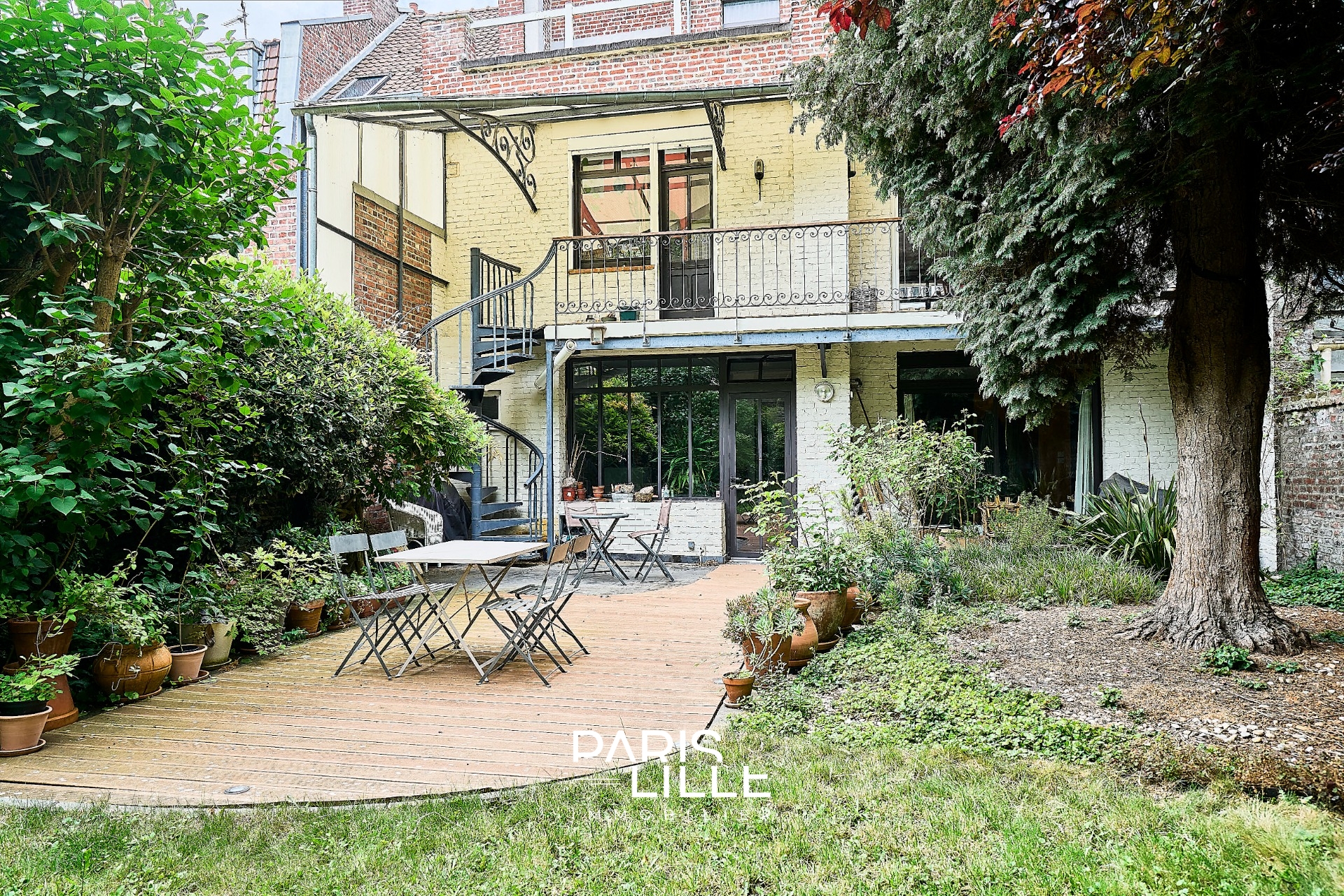 Lille maison de maitre 310 m jardin et garage Photo 2 - Paris Lille Immobilier Lille maison de maitre 310 m jardin et garage Photo 2 - Paris Lille Immobilier