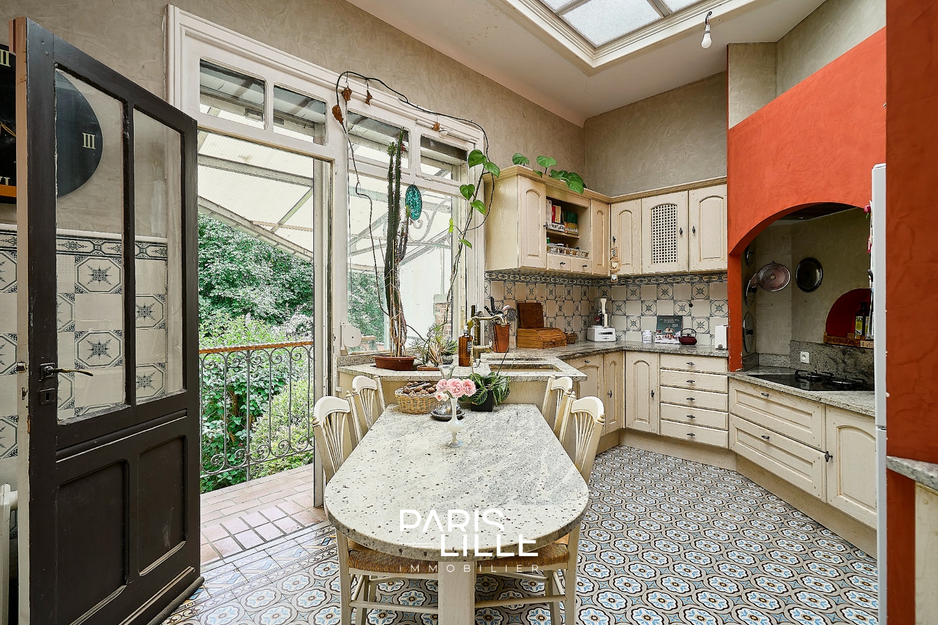 Lille maison de maitre 310 m jardin et garage Photo 6 - Paris Lille Immobilier Lille maison de maitre 310 m jardin et garage Photo 6 - Paris Lille Immobilier
