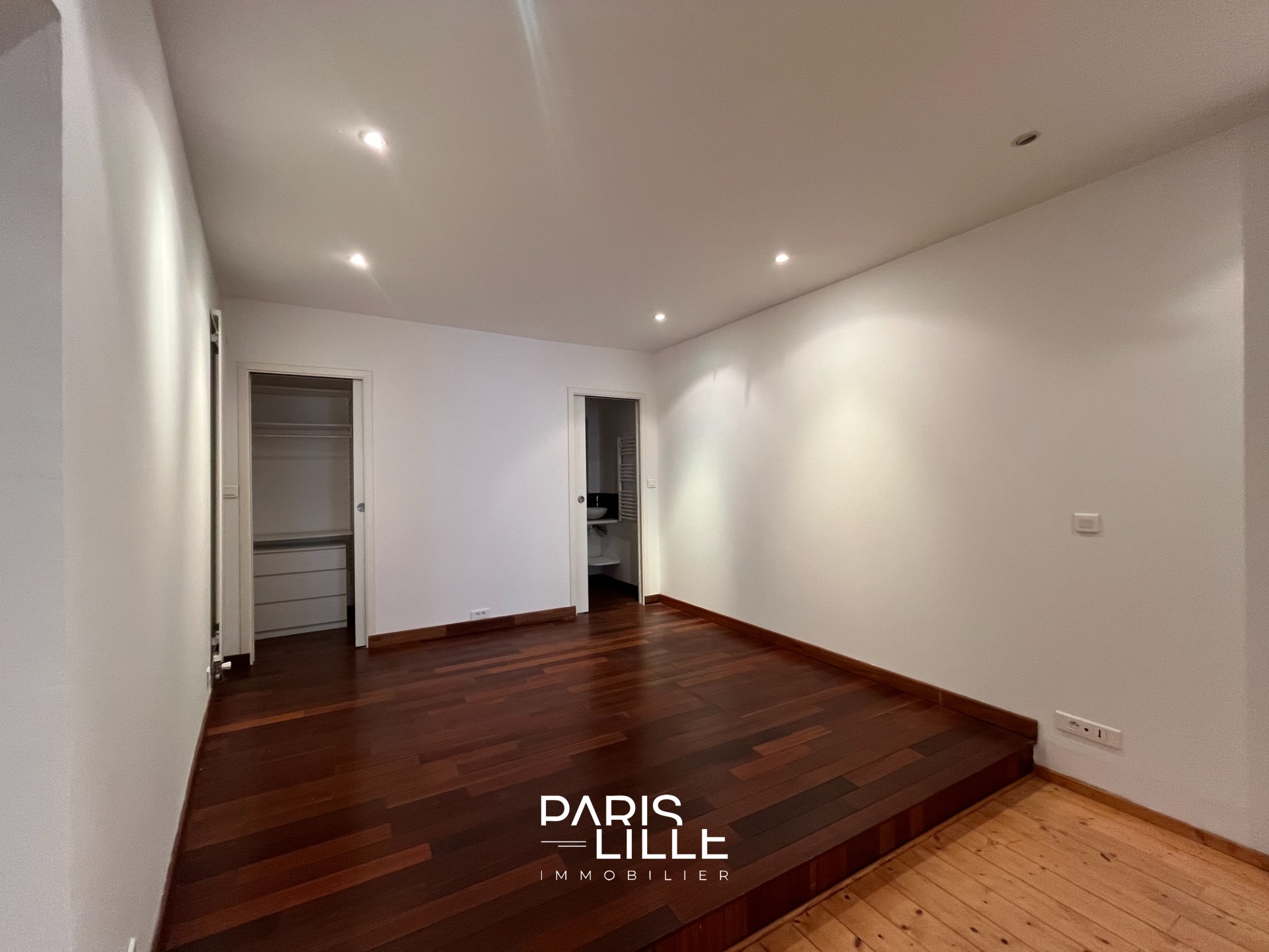 Auyl vieux lille t3 non meuble avec cour Photo 12 - Paris Lille Immobilier Auyl vieux lille t3 non meuble avec cour Photo 12 - Paris Lille Immobilier