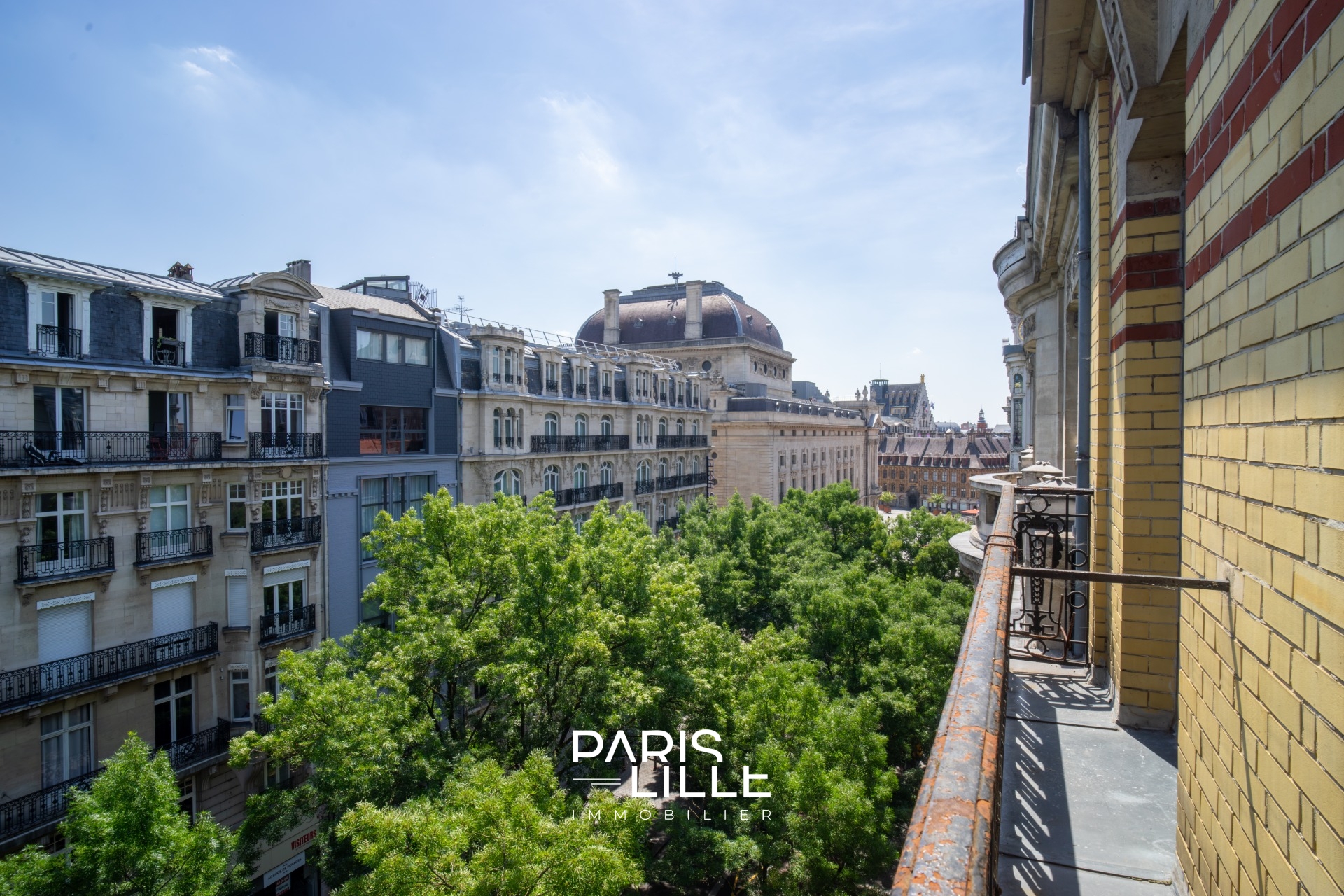 Rare appartement deux chambres grand place opera Photo 1 - Paris Lille Immobilier Rare appartement deux chambres grand place opera Photo 1 - Paris Lille Immobilier
