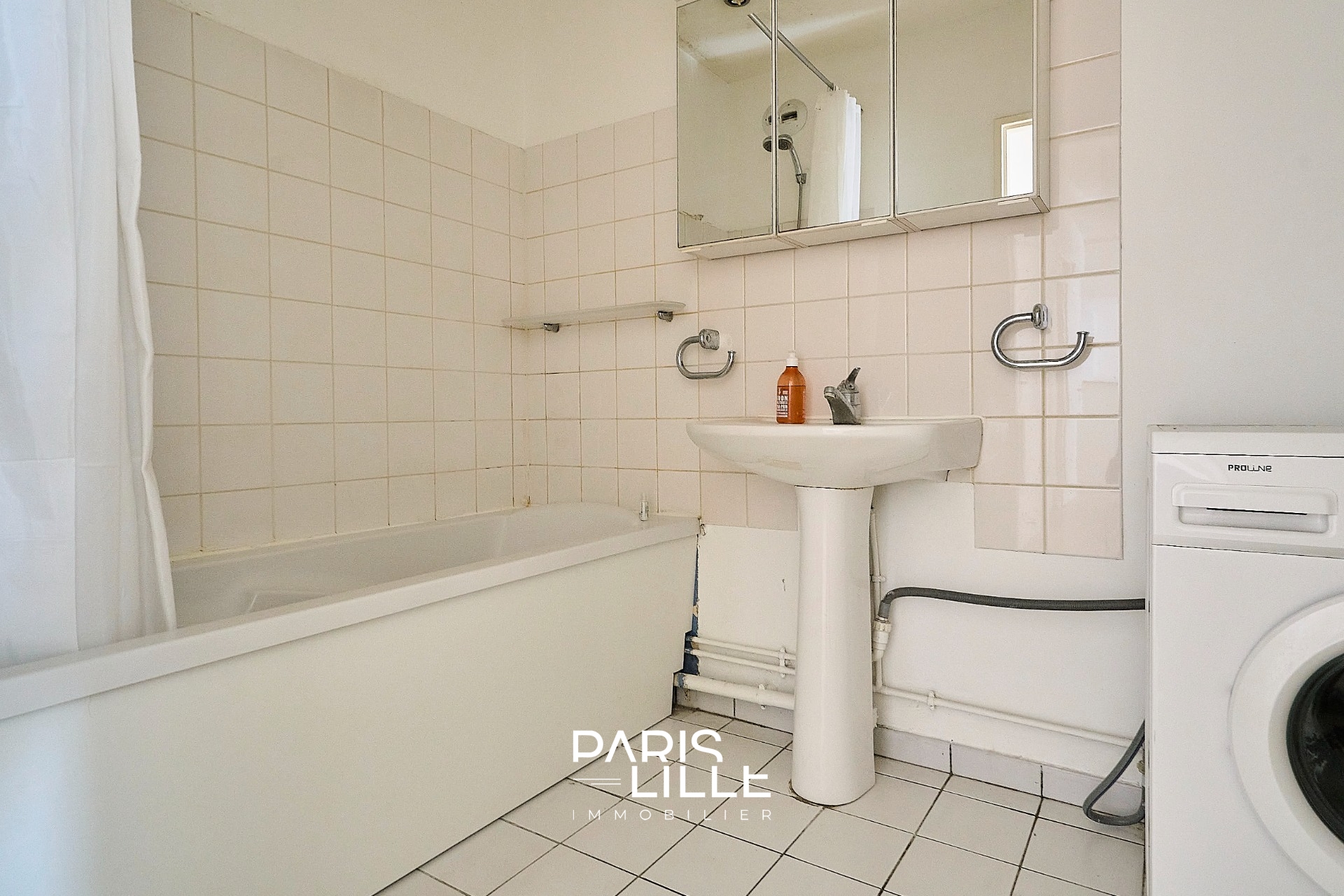 Proche louise de bettignies t3 avec garage Photo 9 - Paris Lille Immobilier Proche louise de bettignies t3 avec garage Photo 9 - Paris Lille Immobilier
