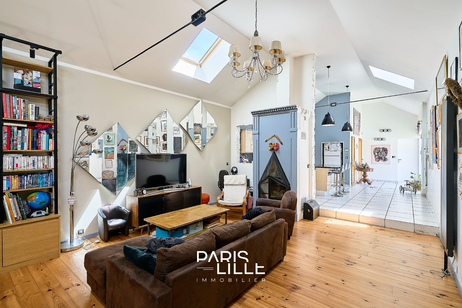 Appartement esprit loft avec garage et studio Photo 4 - Paris Lille Immobilier Appartement esprit loft avec garage et studio Photo 4 - Paris Lille Immobilier