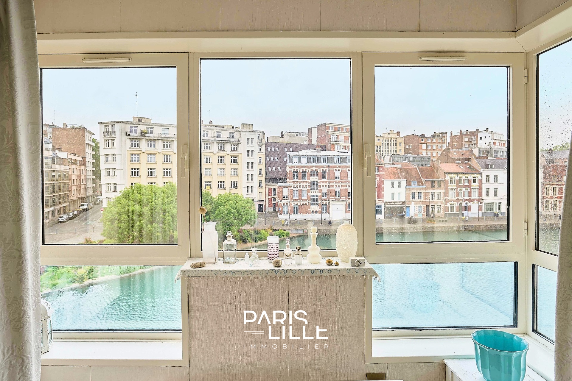 Rare quai du wault duplex balcon et parking garage possible Photo 4 - Paris Lille Immobilier Rare quai du wault duplex balcon et parking garage possible Photo 4 - Paris Lille Immobilier
