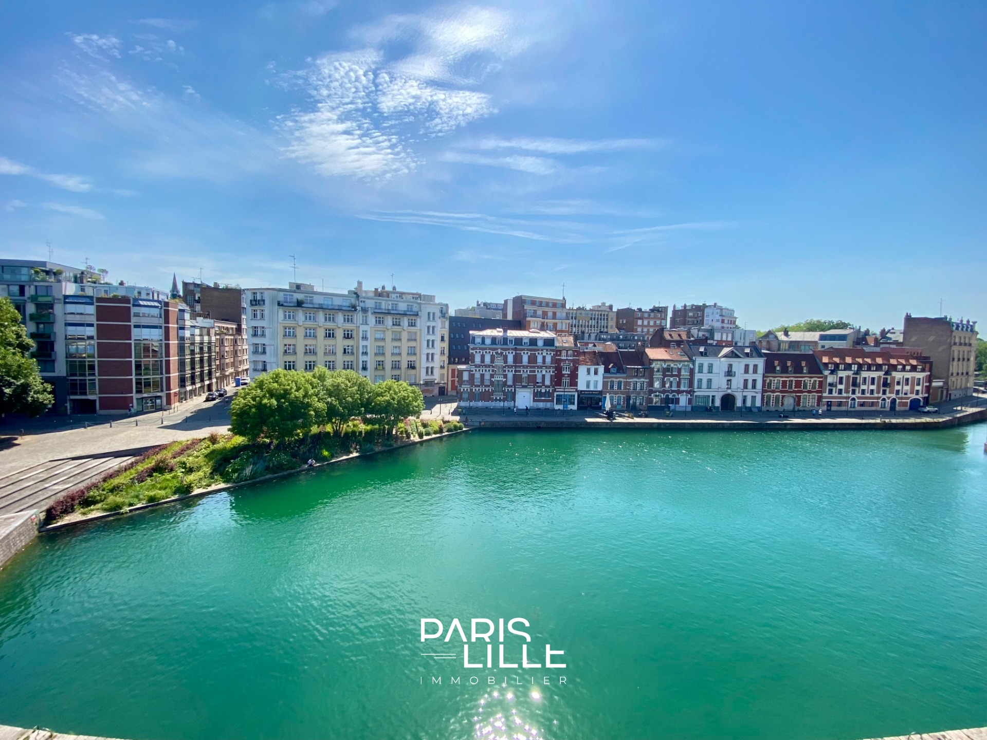 Rare quai du wault duplex balcon et parking garage possible Photo 12 - Paris Lille Immobilier Rare quai du wault duplex balcon et parking garage possible Photo 12 - Paris Lille Immobilier